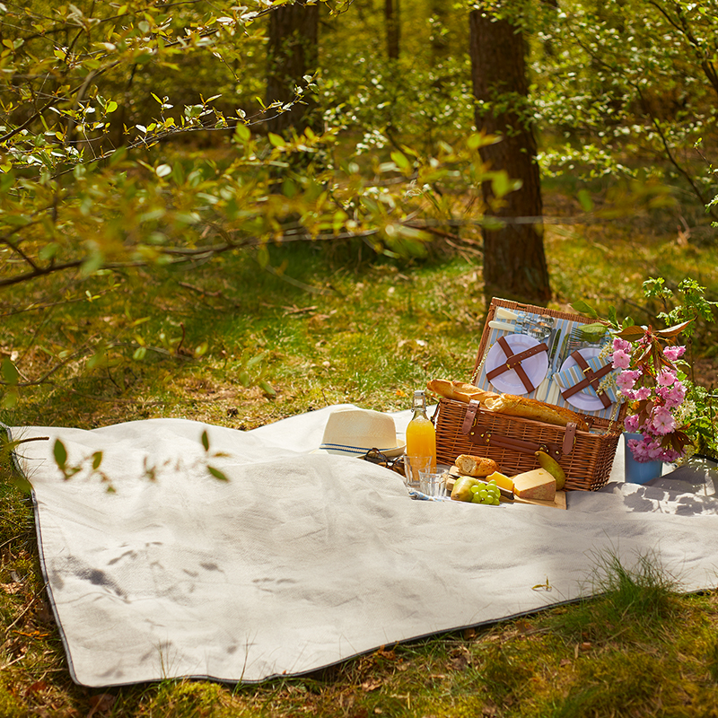 LIEBLINGSPLATZ (Picknickdecke) in Braun als Werbegeschenk (Abbildung 3)